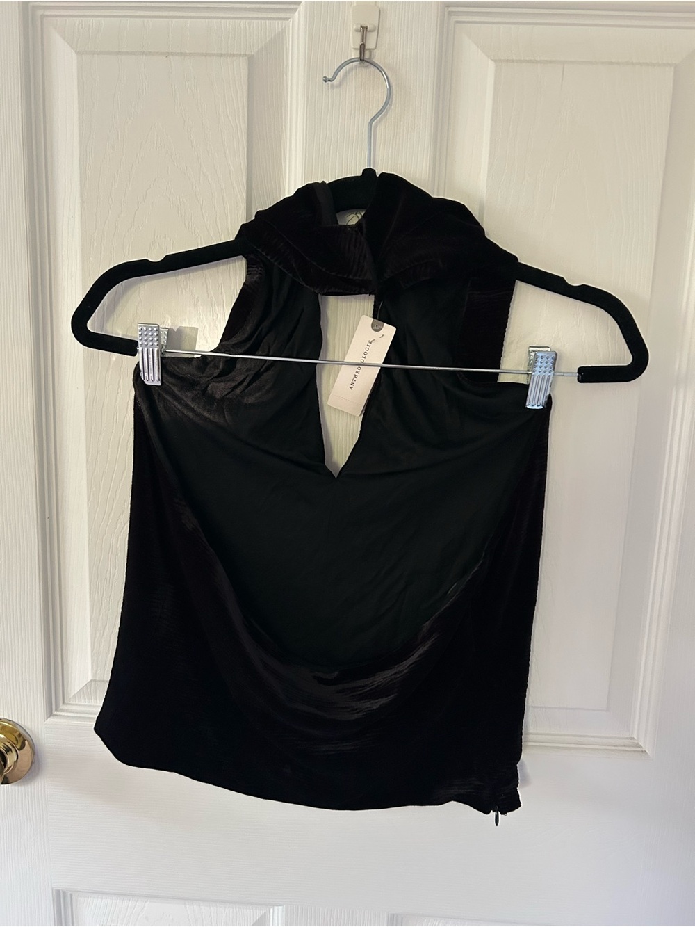 NWT with flaw Anthropologie Dolan Black Velvet Halter Top Size Medium - Picture 7 of 13